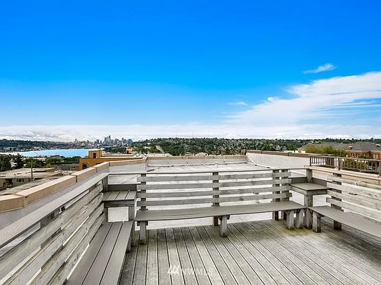 4020 Aurora Ave N #303 — Photo 17