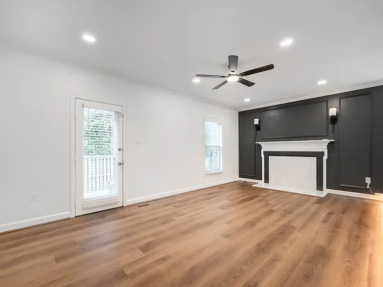 8573 Black Star Cir — Photo 10