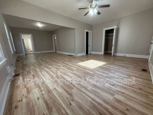 125 S 28th St #1