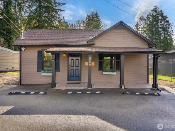 22807 SE 216th Way, Maple Valley, WA 98038
