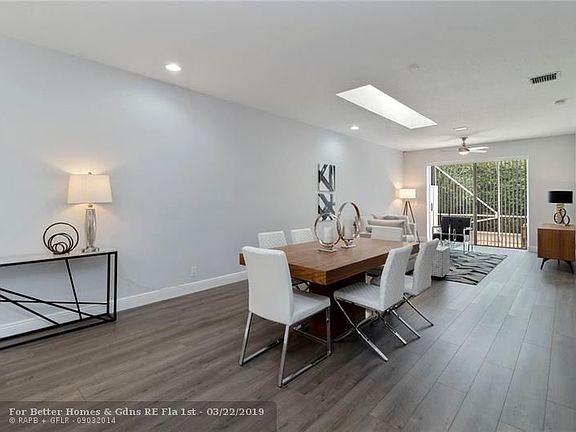 5th image of 10824 Royal Caribbean Cir