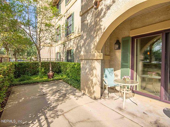 4th image of 965 REGISTRY Boulevard #102