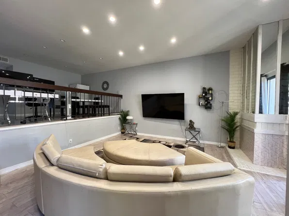5533 Edward E Horton Ln Unit 6, Encino, CA 91316