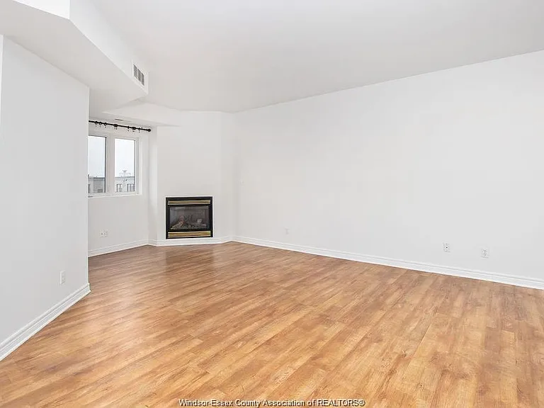 1855 Normandy St #607 — Photo 5