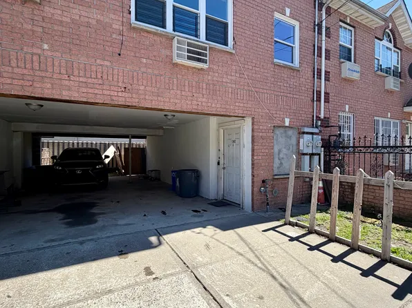 1362 Pinson St Floor 1, Far Rockaway, NY 11691