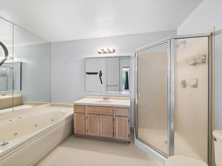 1804 Foxmeadow Cir — Photo 12