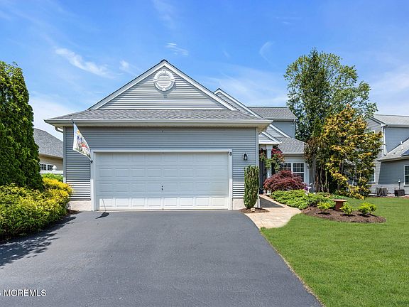 2nd image of 8 Byron Drive