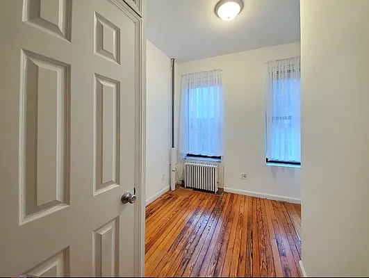 Rented by Brighton Management | media 6