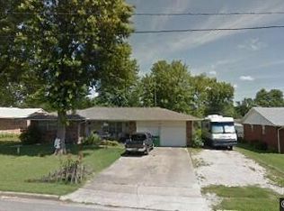 2542 McRay Ave, Springdale, AR 72762