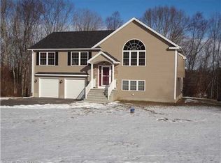 10 Salmon Run, East Hampton, CT 06424