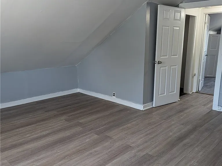 3248 Dudley Ave — Photo 13