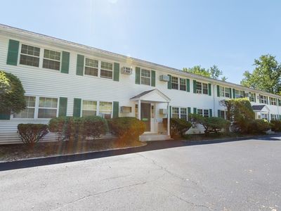 11 Wysocki Dr APT 36, Dudley, MA, 01571