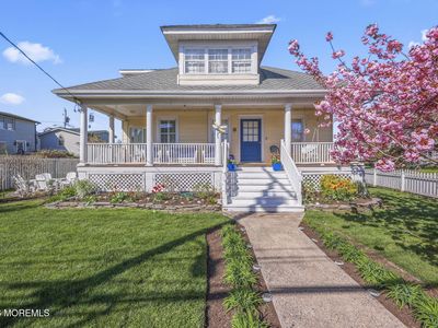8 Riverdale Avenue, Monmouth Beach, NJ, 07750