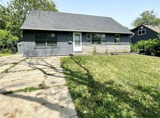 7307 SW 17th St, Des Moines, IA 50315
