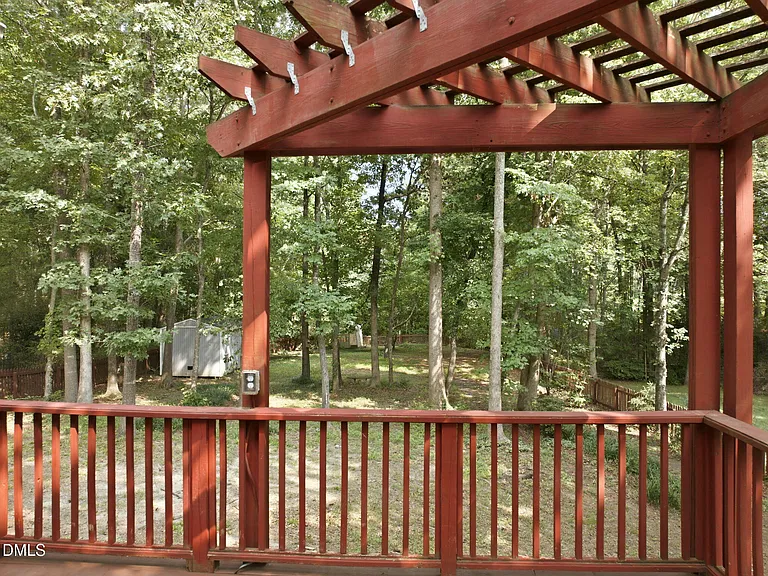 2716 Steeple Run Dr — Photo 43