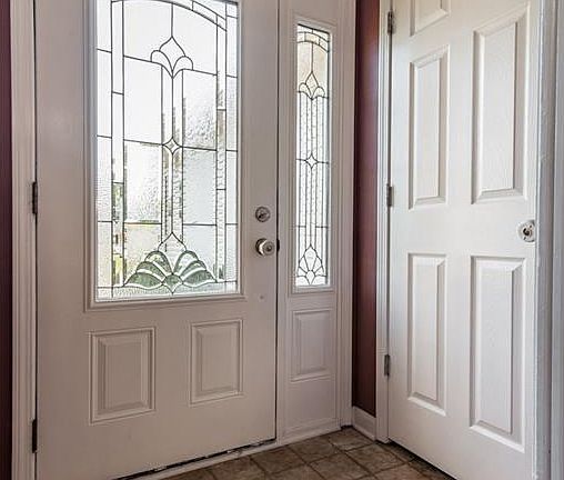 5th image of 1548 Parkwood Ct NE