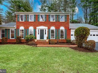 1207 Winter Hunt Rd, Mc Lean, VA 22102