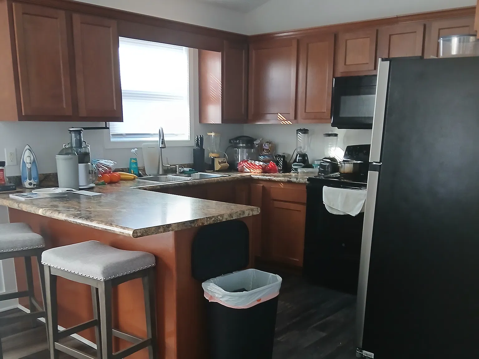 3 bed, 1200 sqft, $750 — Photo 3