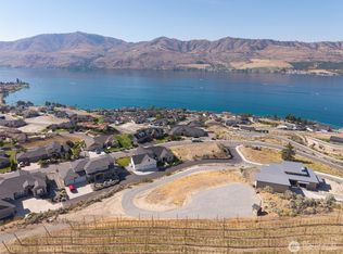 101 Lake Ridge Drive, Chelan, WA 98816