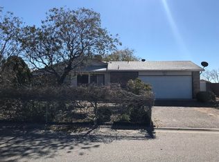 482 Chippewa Dr SW, Rio Rancho, NM 87124