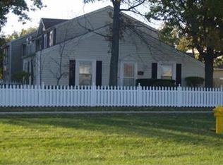 1205 Williamsburg Rd, Chicago, IL 60478