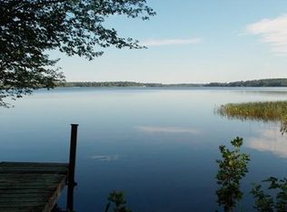 356 Snows Pond Rd, Rochester, MA 02770