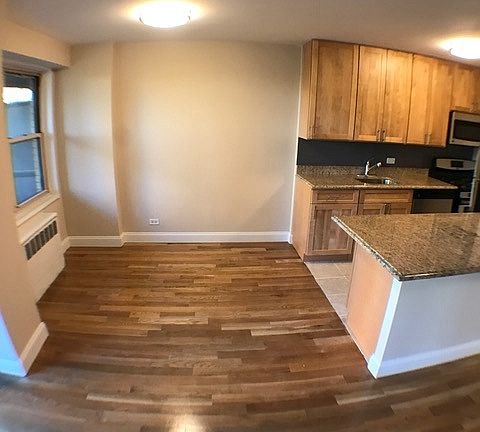 3rd image of 1635 Undercliff Ave #7PHE