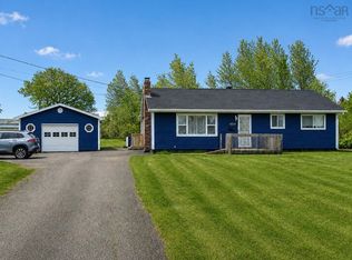 654 Mahon St, Cape Breton, NS B1H 3K3