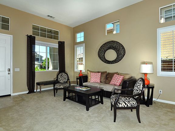 5th image of 33686 Mill Pond Dr