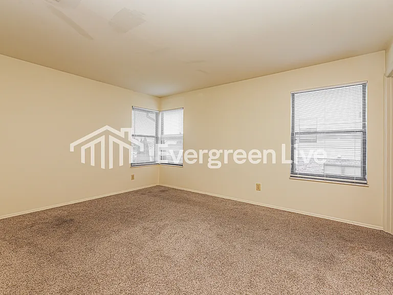 6923 Shull Rd — Photo 9