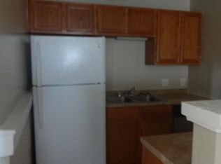 708 Dondee Dr APT 4, Manhattan, KS 66502