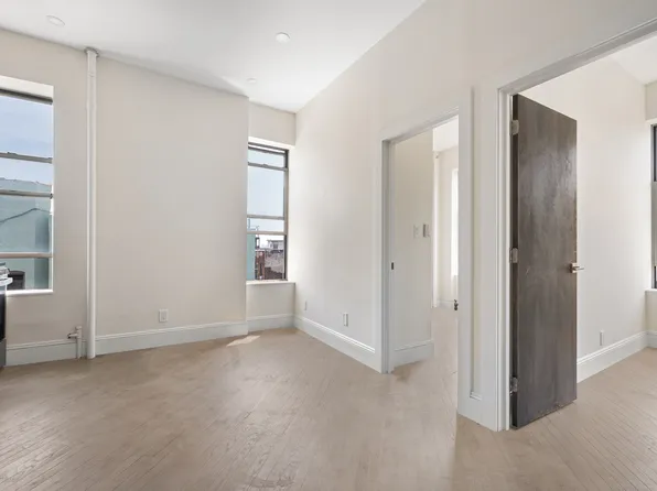 58 Saint Mark's Place image 3 of 10