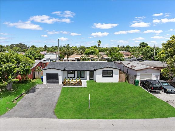 2nd image of 7613 Coral Blvd