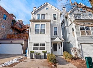 944 N Racine Ave, Chicago, IL 60642