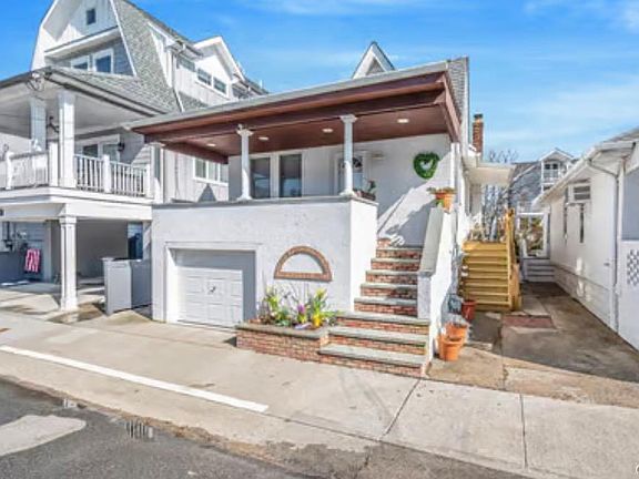 3rd image of 74 Brookline Avenue