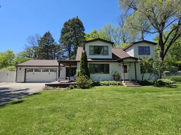 2401 County Road Mm, Oregon, WI 53575