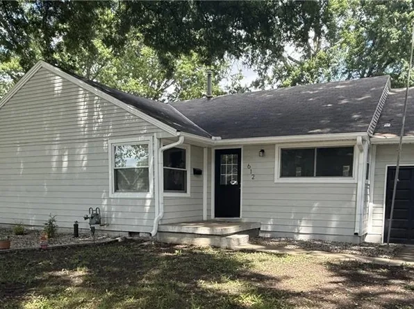 612 S Sherman Ave, Olathe, KS 66061