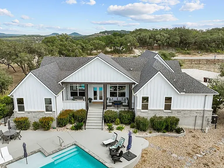 1032 Clear Water Cyn — Photo 10