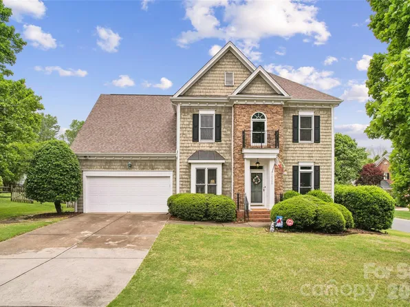 10500 Howell Ct, Charlotte, NC 28277