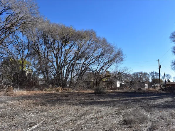 65 Apple Blossom Ln, Espanola, NM 87532