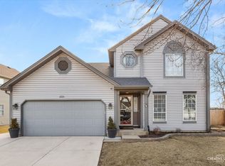 1221 Longford Cir, Elgin, IL