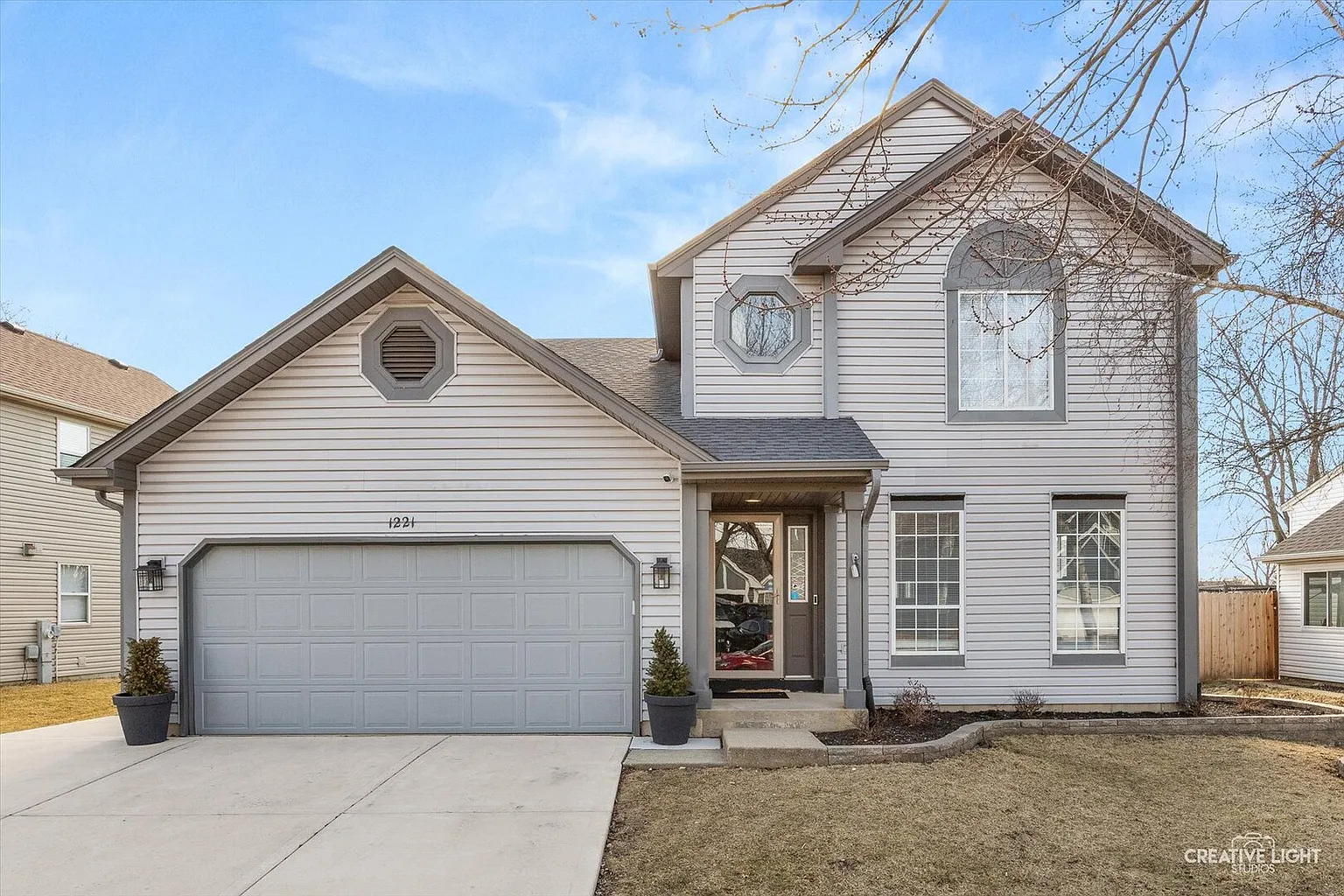 1221 Longford Cir photo 1