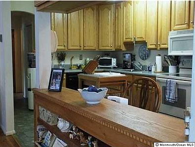 4th image of 63B Kennedy Dr