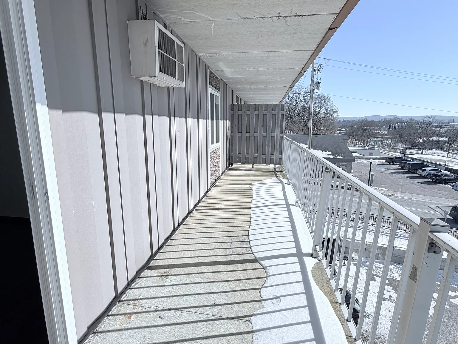 Riverview Tower Apartments — Photo 3