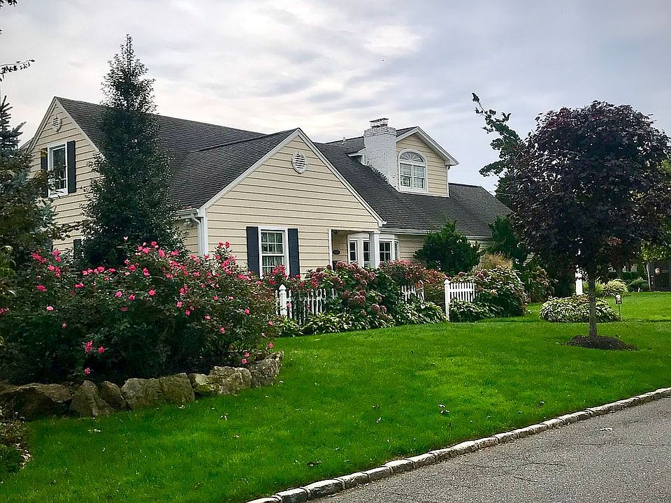 2nd image of 120 Cabot Rd