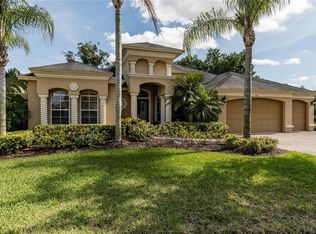 5651 Charmant Dr, Clearwater, FL 33760