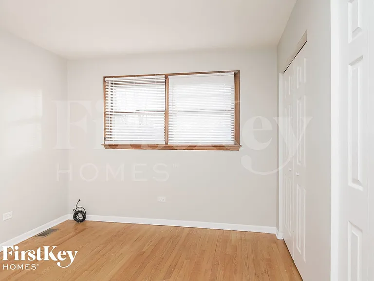1253 W 187th St — Photo 8