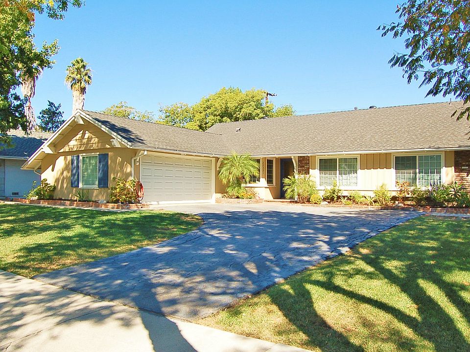 1st image of 22321 Marlin Pl