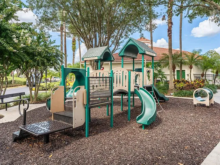 Sun Key Pl — Photo 57