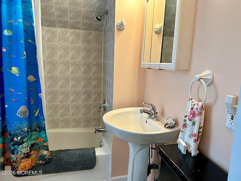 67 Snug Harbor Ave — Photo 17